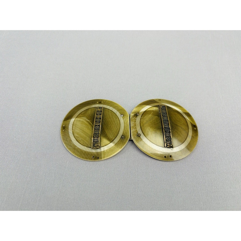 Vintage Gold Tone Marbled Plastic Delicate Round‎ Belt Buckles Floral Design
